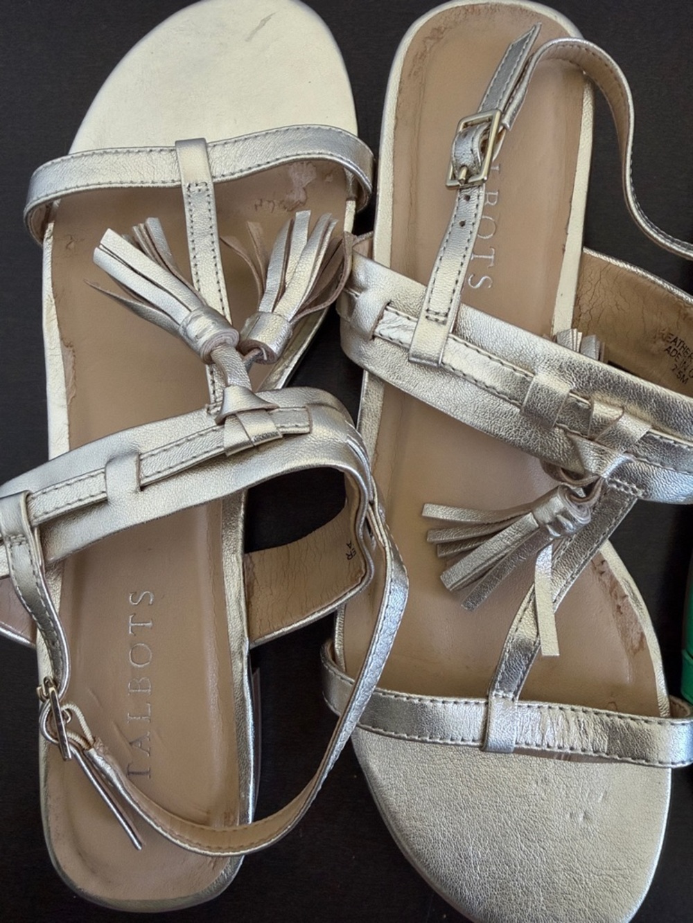 2 Pairs Talbots Green & Gold  Leather Sandals. - Picture 2 of 11